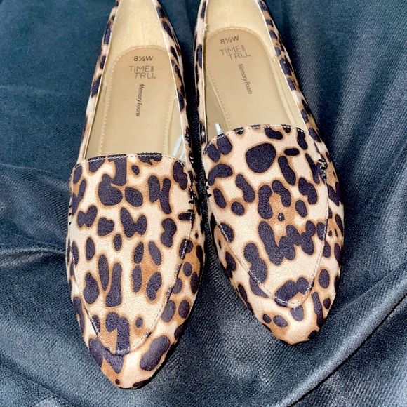 Leopard flats